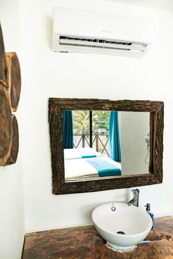 Hotel Y Beach Club Casa Mia Xulha -Bacalar Xul-Ha Luaran gambar